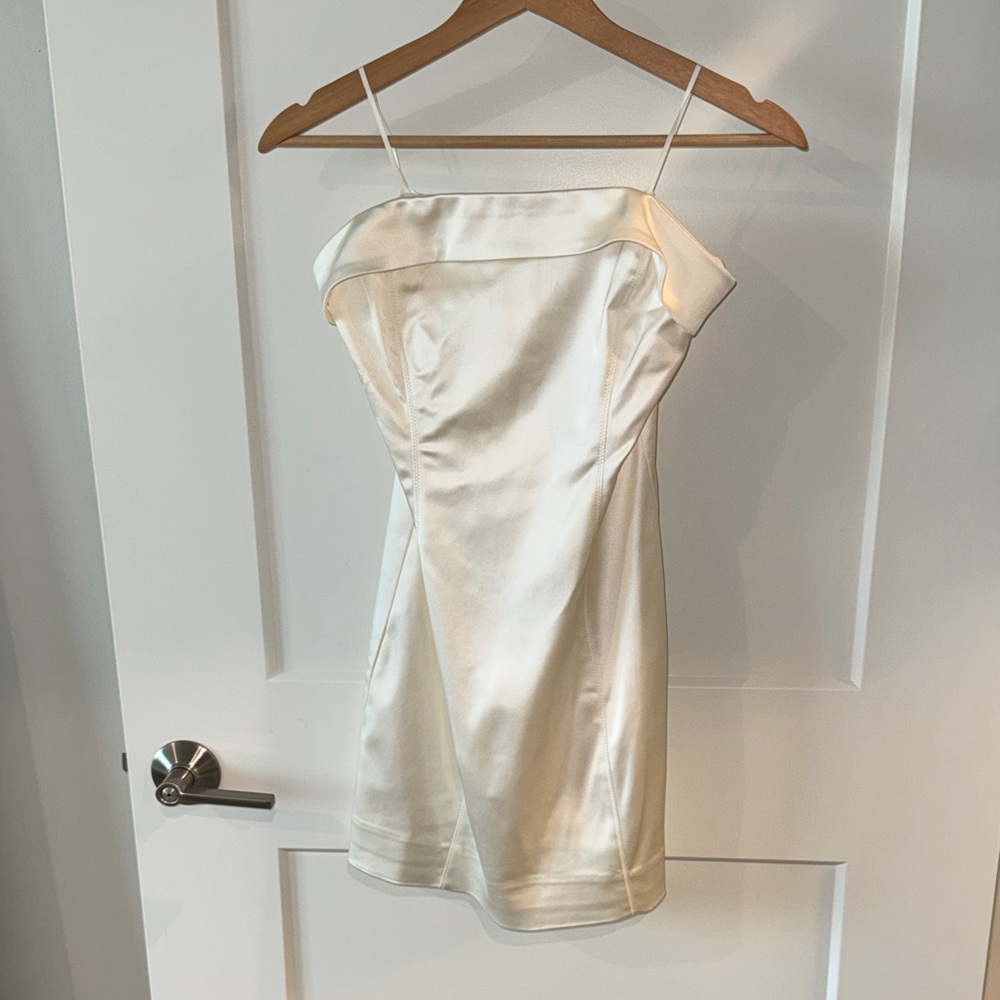 Aritzia TEN Elegant White Off-Shoulder Dress